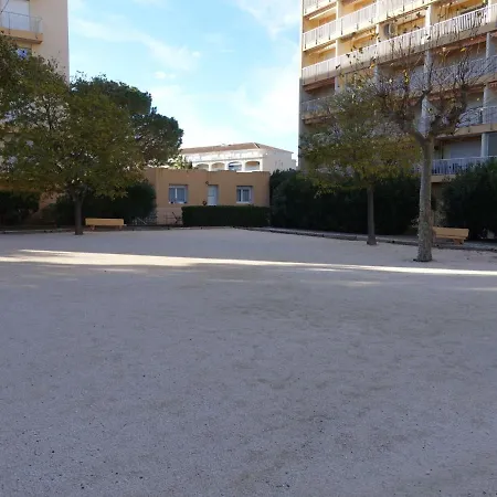 Appartement Les Cyclades-9 By Interhome Le Lavandou