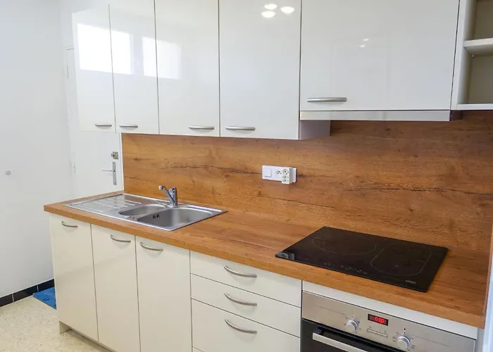 Les Cyclades-9 By Interhome